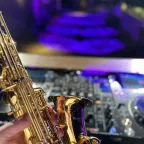 Love this view!! Had my first gigs with my saxophone. Great to finally bring it on stage! There are some cool gigs in t…