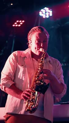 Thanks to everyone who joined the party last friday!🎷🎉🤩 And to @detijdoisterwijk & @restaurantzinin for putting toge…